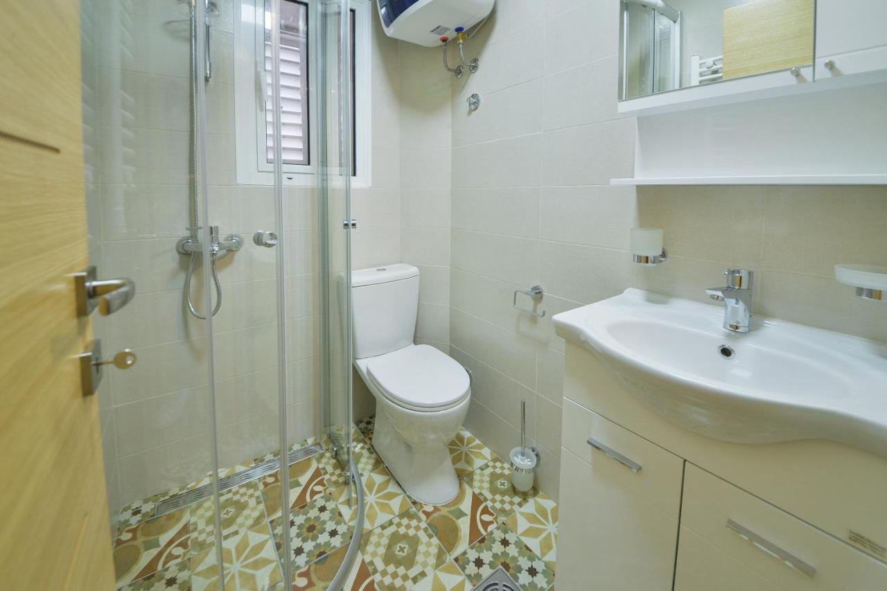 Apartmani Ljubo Rafailovic 2 Rafajlovići Buitenkant foto
