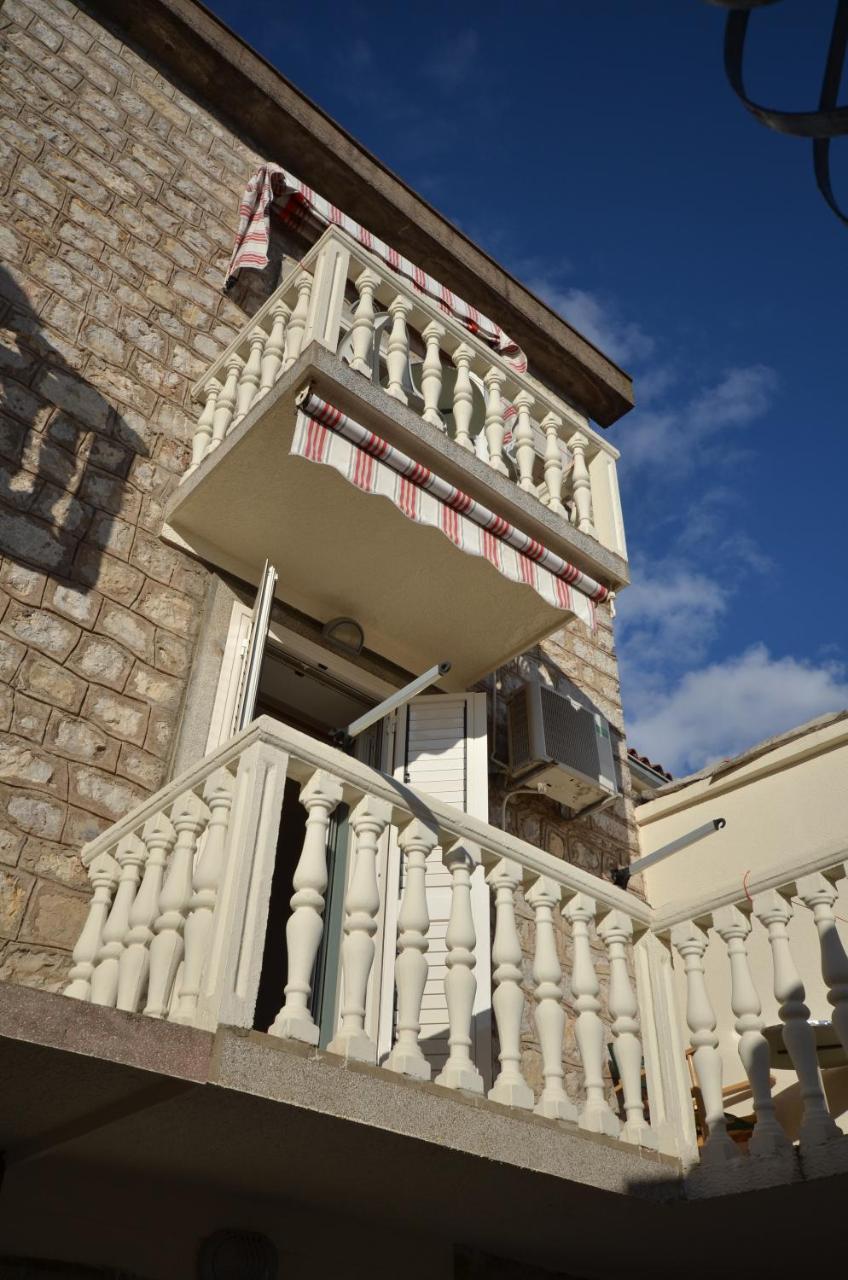Apartmani Ljubo Rafailovic 2 Rafajlovići Buitenkant foto